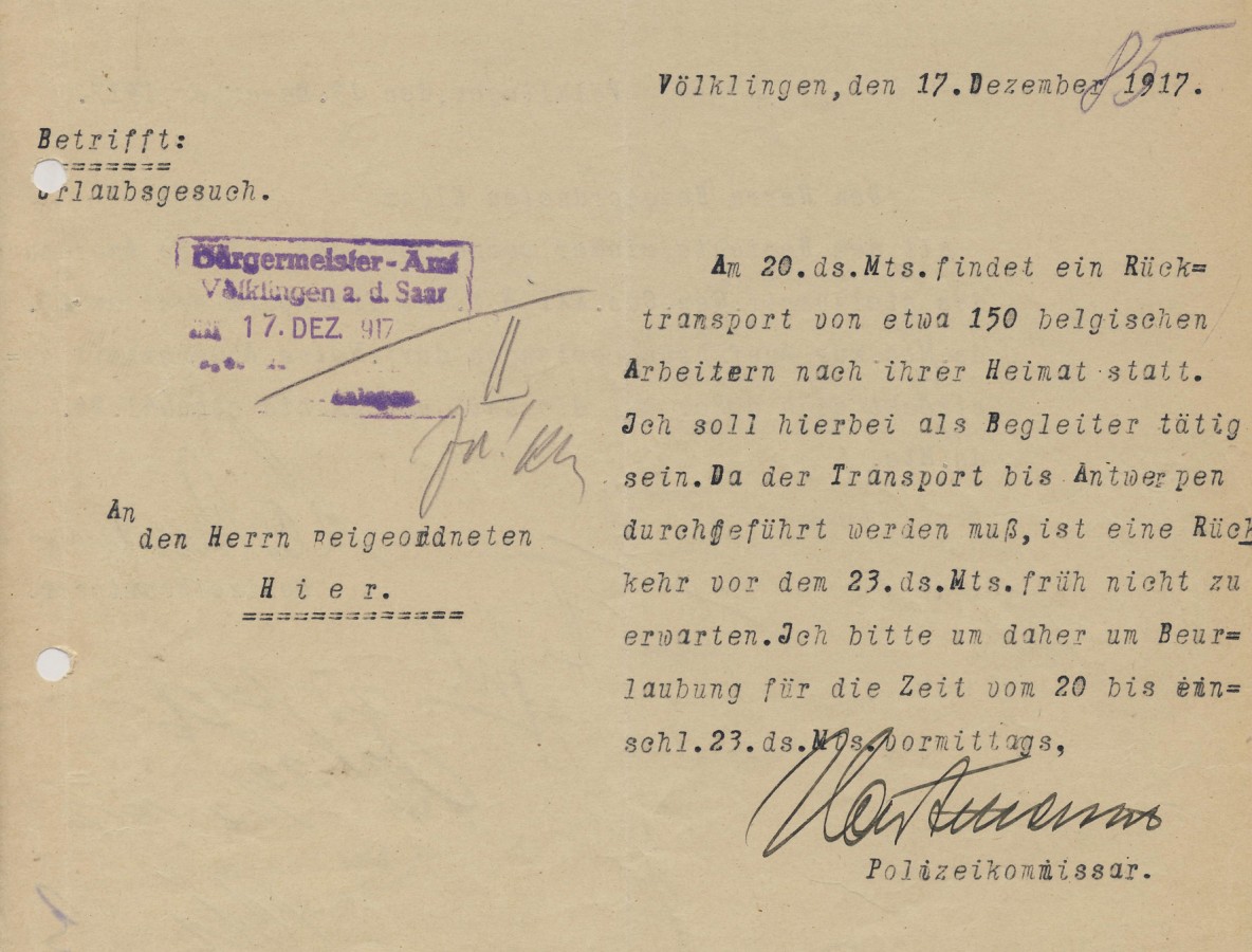 Urlaubsgesuch des Polizeikommissars Hartmann wegen der Begleitung eines Rücktransports belgischer Arbeiter nach Antwerpen.